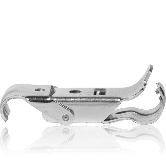 Front spoiler buckle